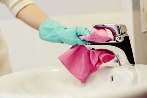 Local carpet cleaning pricing options for houses and flats